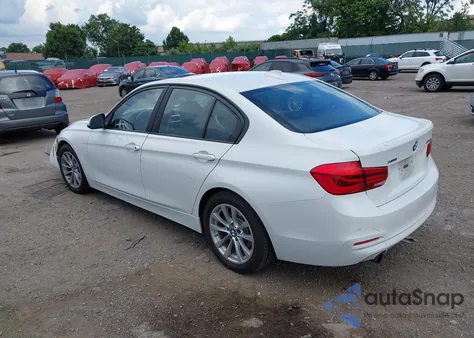 2016 BMW 320I xDrive z USA, uszkodzony, nr VIN WBA8E5G54GNT41656